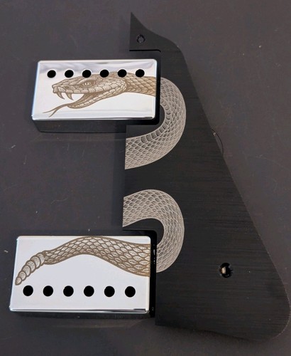 Set serpente inciso